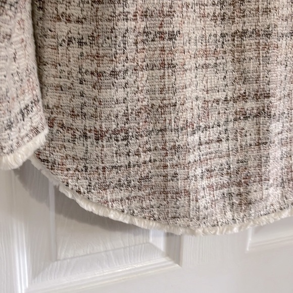 W5 top In Tweed Pastel Color Sz med excellent like new condition zip up back - Picture 3 of 6